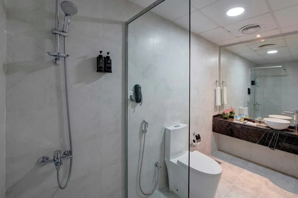 Deluxe Tek Büyük veya İki Ayrı Yataklı Oda