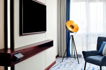 Mövenpick Hotel & Apartments Bur Dubai
