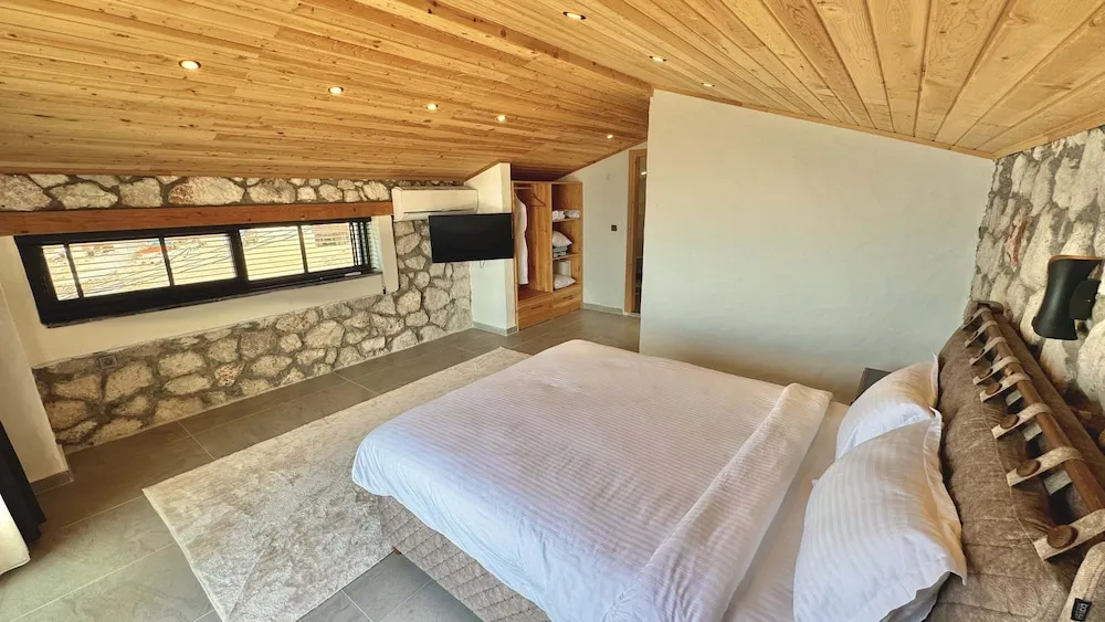Romantic Villa