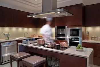 The Ritz-Carlton, Dubai