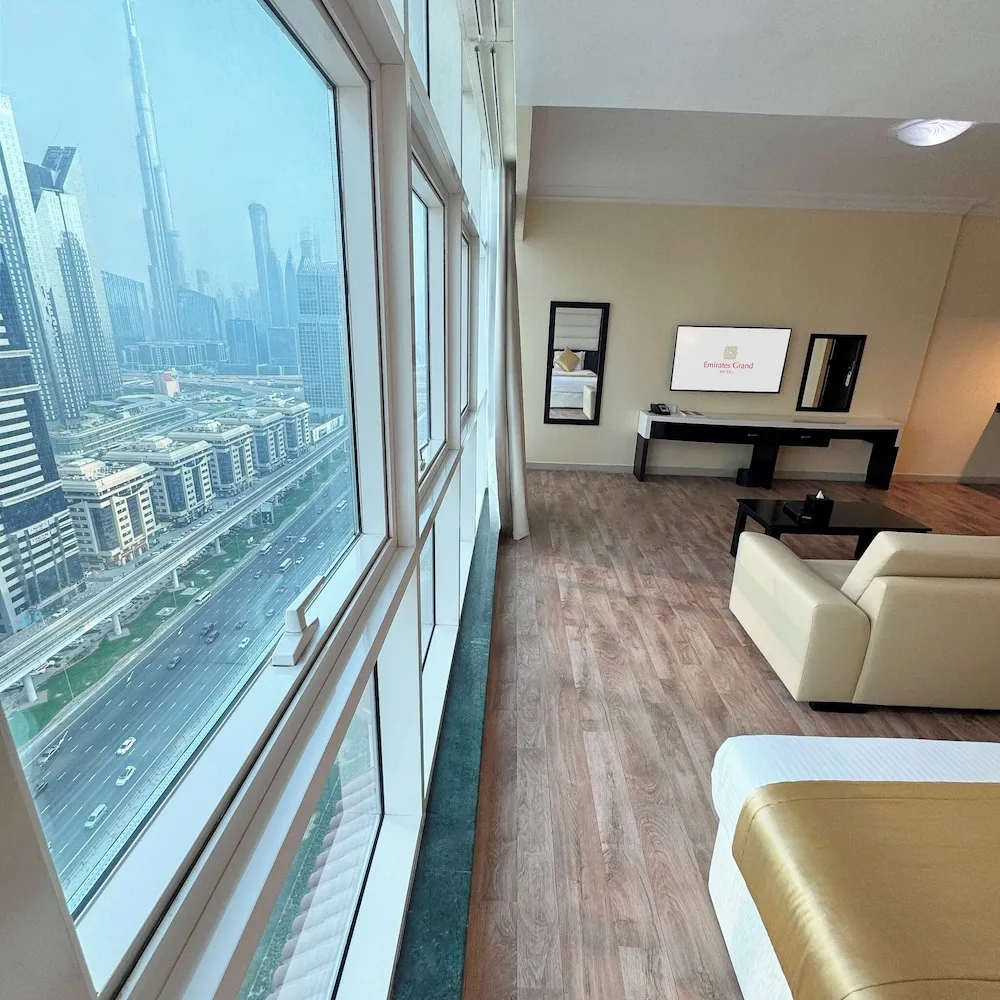 Executive Twin Room with Burj Khalifa View