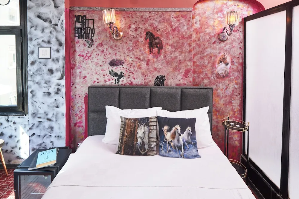 Deluxe Double Room, City View