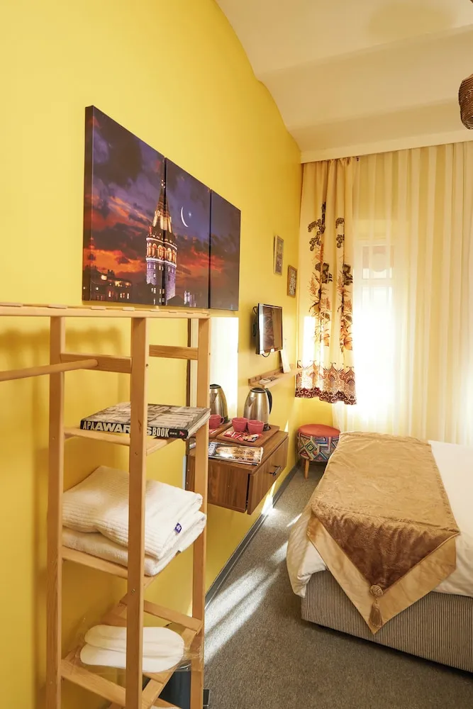 Balcony Double Room with Galata View