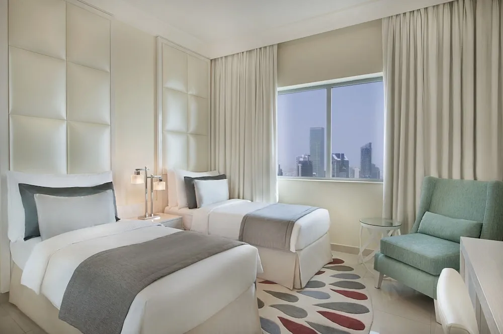 Suite, 3 Bedrooms City View