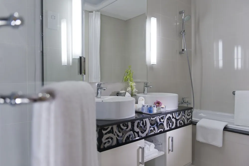 Suite, 2 Bedrooms (24-Hour Stay)