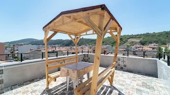 Şehri Saray Apart Otel