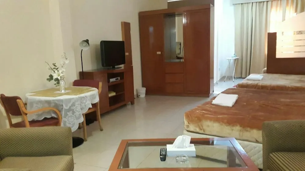 Deluxe Dört Kişilik Oda