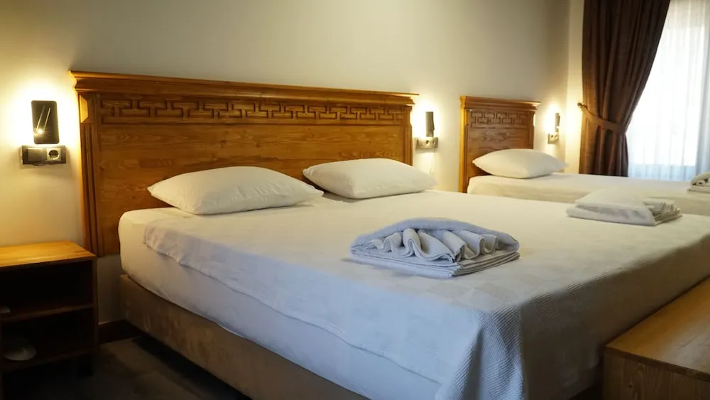 Deluxe Üç Kişilik Oda