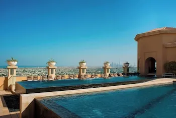 Sheraton Mall of the Emirates Hotel, Dubai