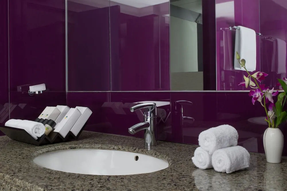 Executive Room at Concourse B Near Gate B14  or B22