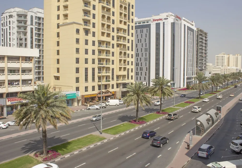 Deluxe Oda, 1 En Büyük (King) Boy Yatak