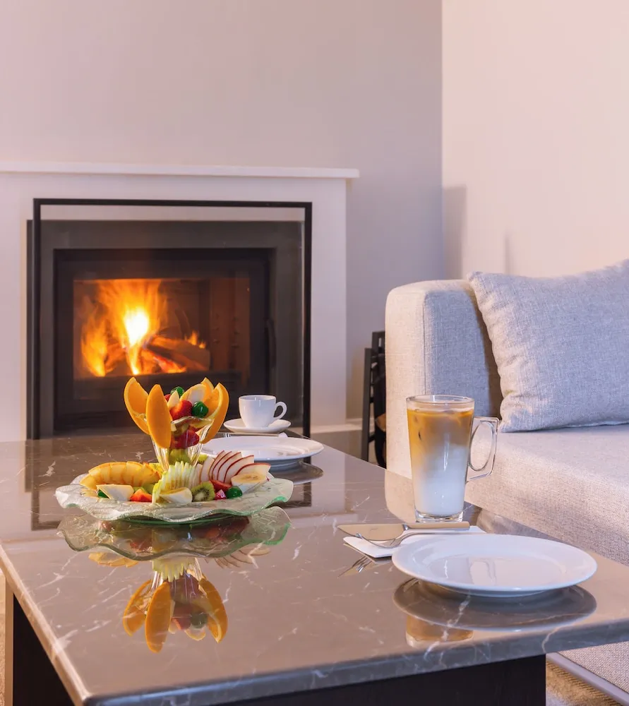 Deluxe Tek Büyük Yataklı Oda, 1 Yatak Odası, Şömine, Dağ Manzaralı