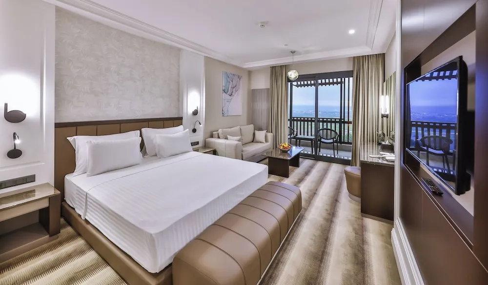 Deluxe Tek Büyük Yataklı Oda, Dağ Manzaralı