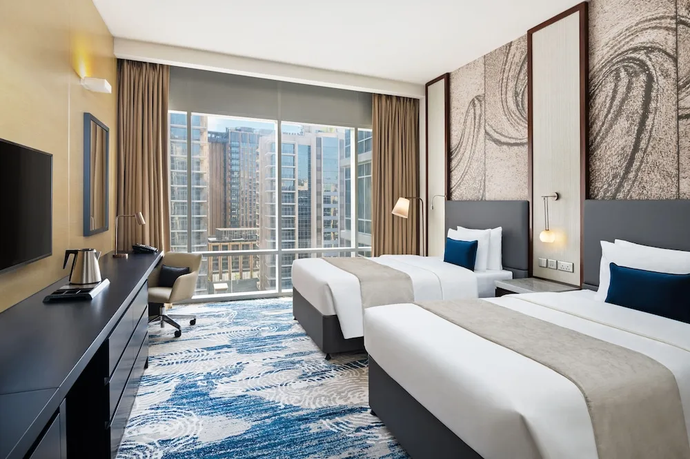 Deluxe Twin Room Plaza View
