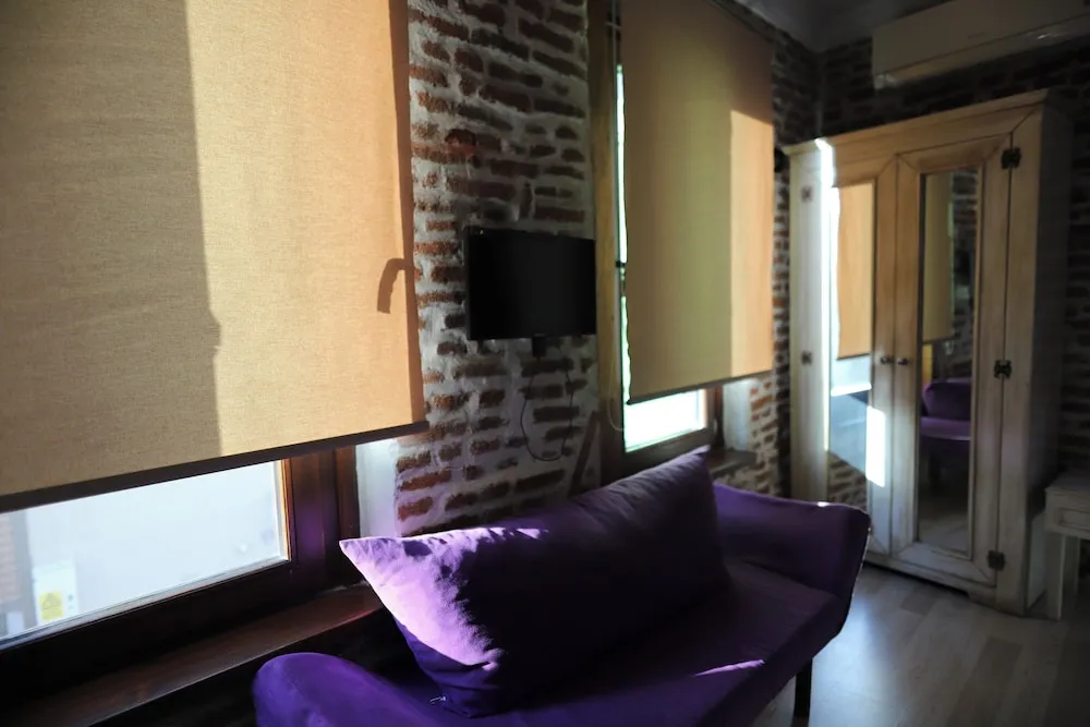 Standard Üç Kişilik Oda, Şehir Manzaralı