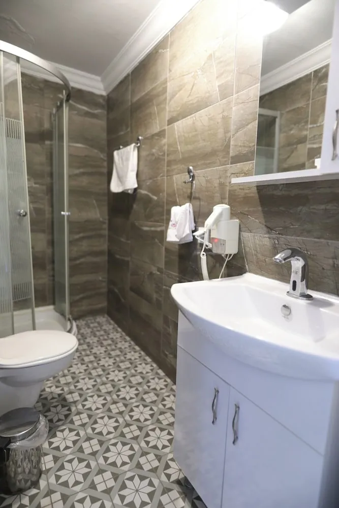 Standard Tek Büyük Yataklı Oda, Şehir Manzaralı