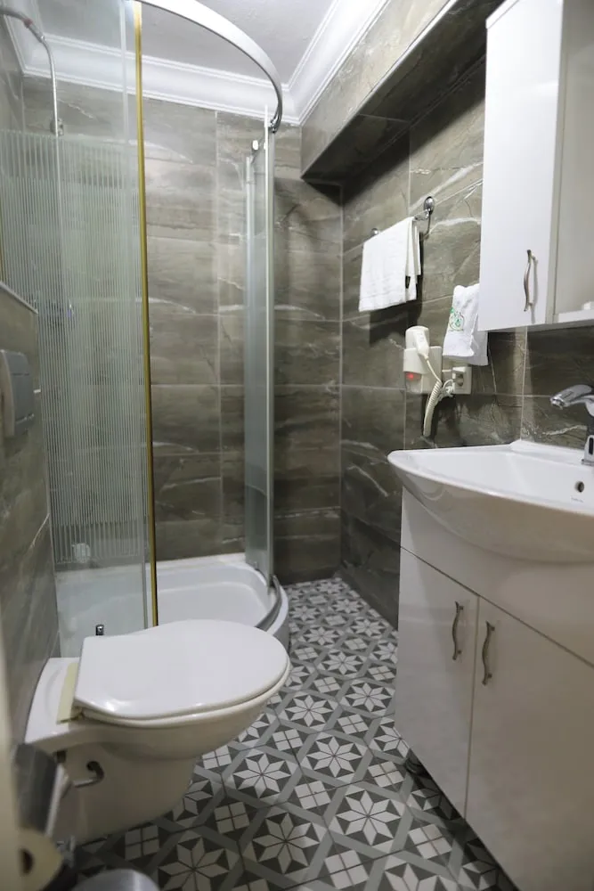 Standard Tek Büyük Yataklı Oda, Şehir Manzaralı