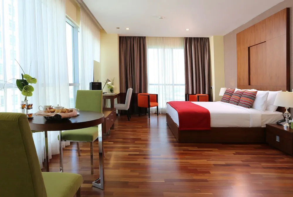 Premium Stüdyo, 1 En Büyük (King) Boy Yatak, Sigara İçilebilir (Burj Khalifa/Fountain View)