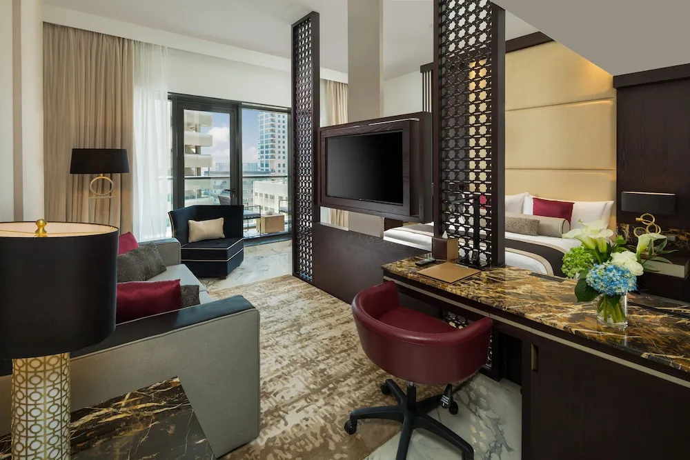 Executive Süit, 1 En Büyük (King) Boy Yatak ve Çekyat, Balkon