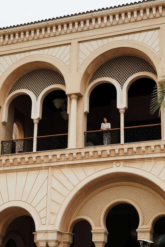 Grand Süit (Palm Manor, UAE Resident ID Mandatory)