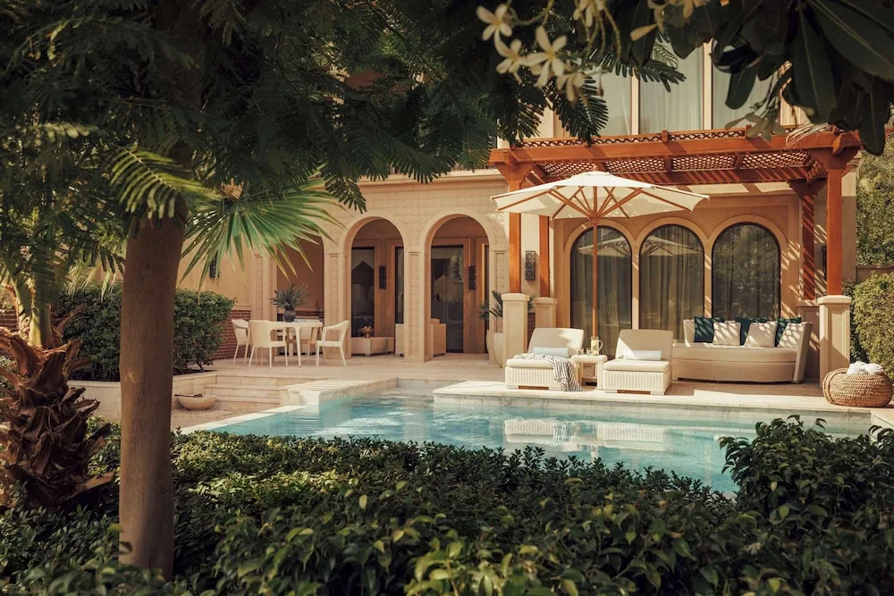 Junior Süit, Kişiye Özel Havuzlu (Palm Beach, UAE Resident ID Mandatory)