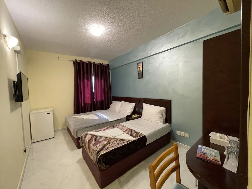 Family Tek Büyük Yataklı Oda