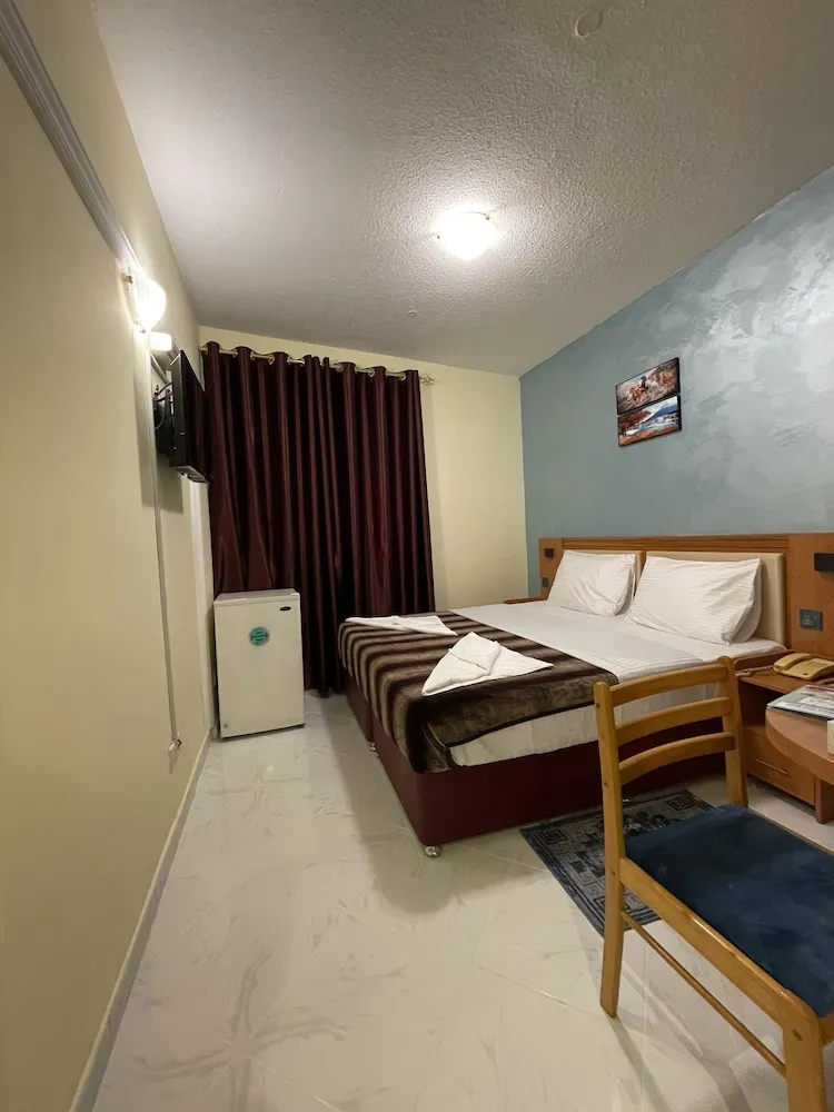 Deluxe Tek Büyük veya İki Ayrı Yataklı Oda