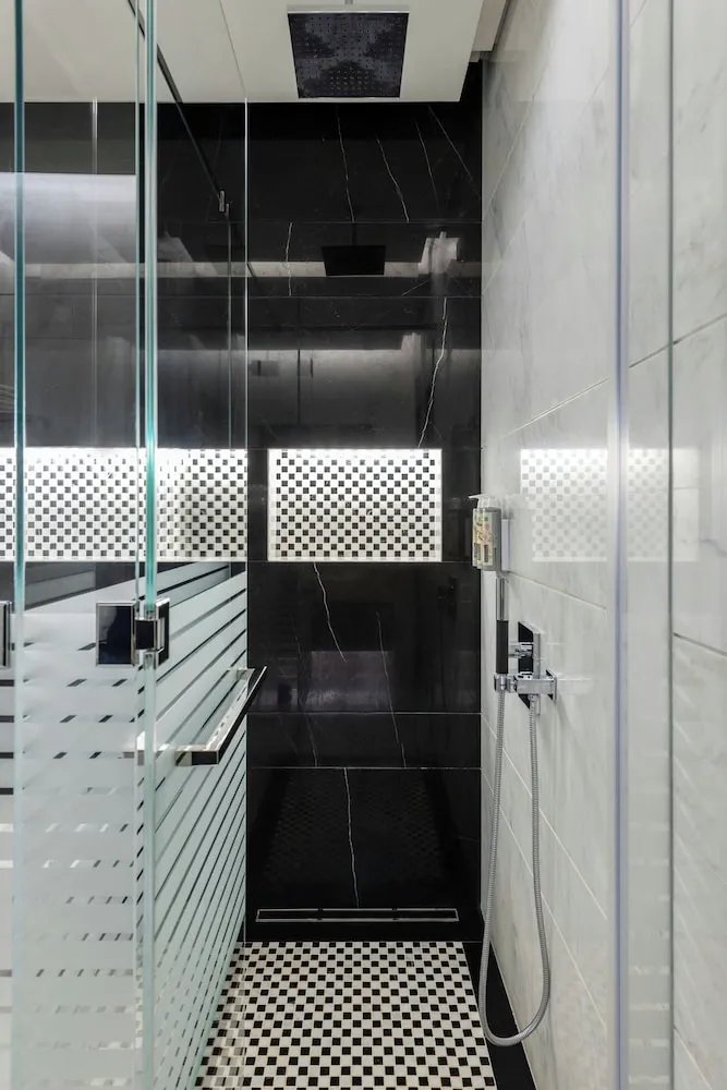 Club Süit, 1 En Büyük (King) Boy Yatak, Koy Manzaralı