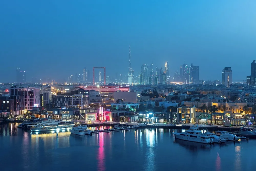 Club Oda, 1 En Büyük (King) Boy Yatak (View)