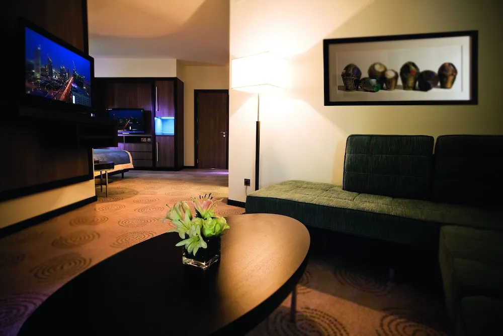 Junior Süit (AVANI)