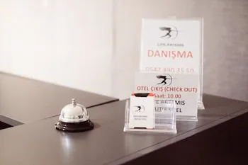 Life Artemis Bornova