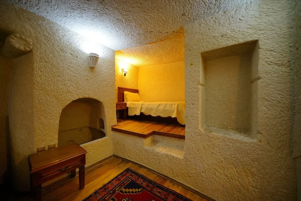 Comfort Üç Kişilik Oda, Avlu Manzaralı
