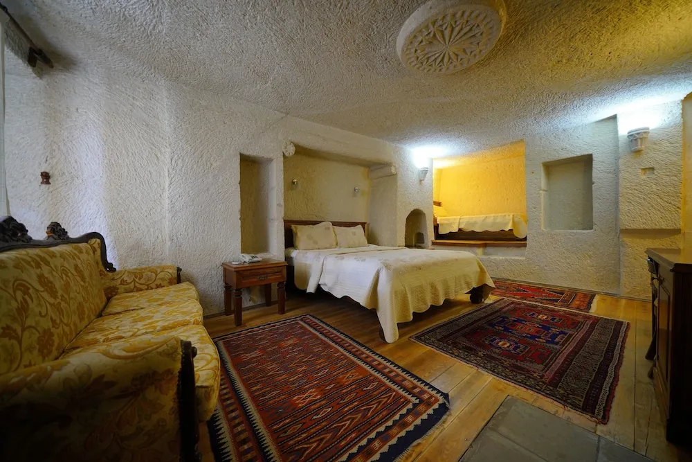 Comfort Üç Kişilik Oda, Avlu Manzaralı