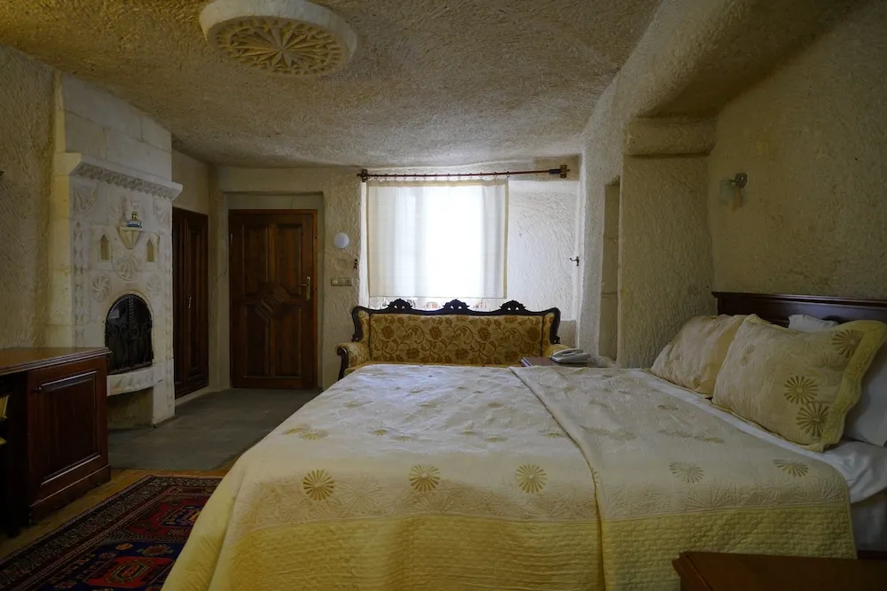 Comfort Üç Kişilik Oda, Avlu Manzaralı