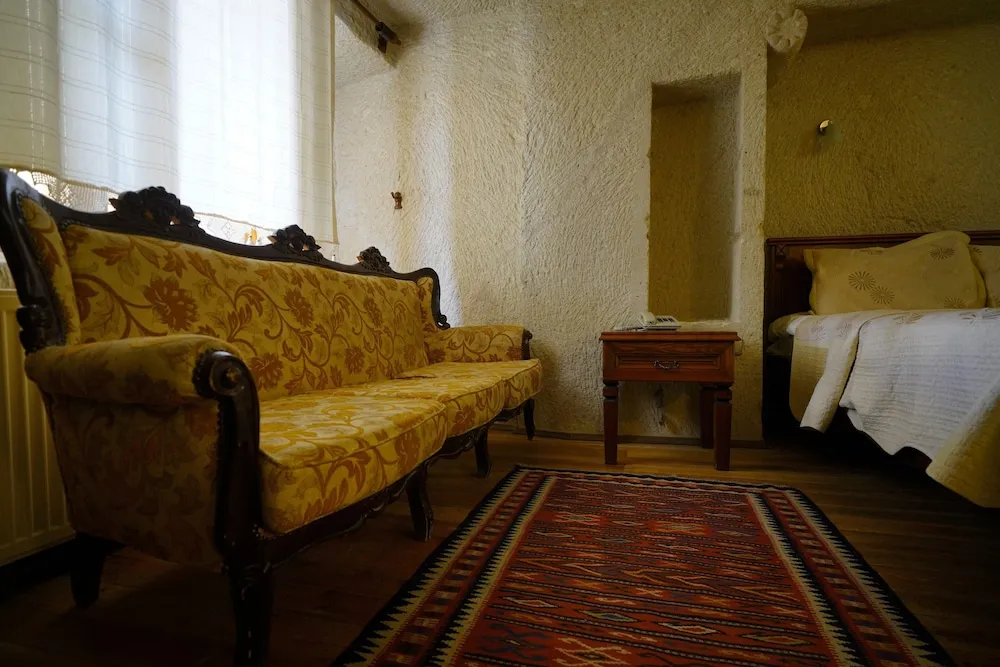 Comfort Üç Kişilik Oda, Avlu Manzaralı