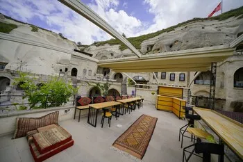 Vezir Cave Suites