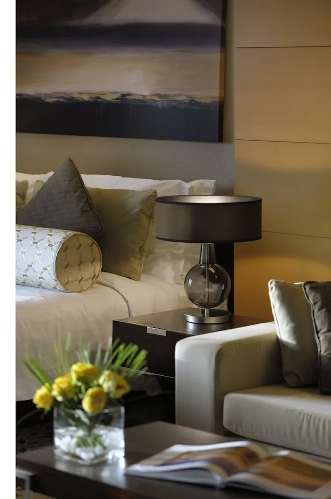 Deluxe Studio Suite