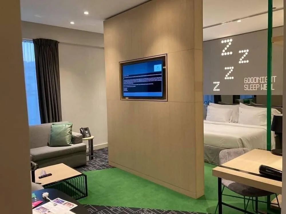 Executive Oda (Urban)