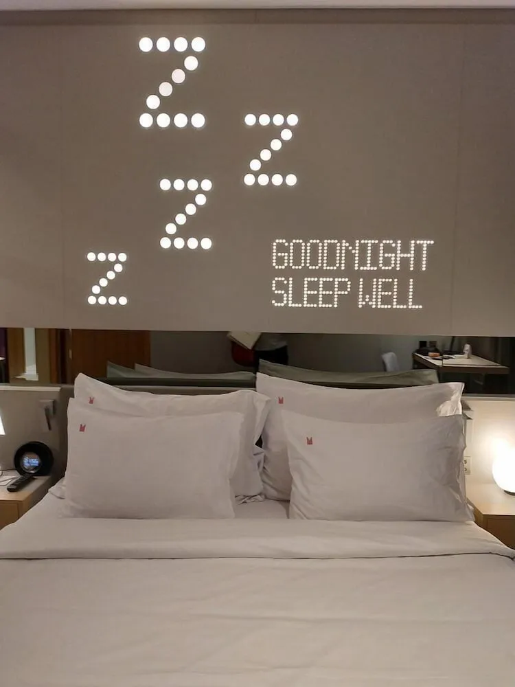 Standard Oda, 1 En Büyük (King) Boy Yatak (Urban)