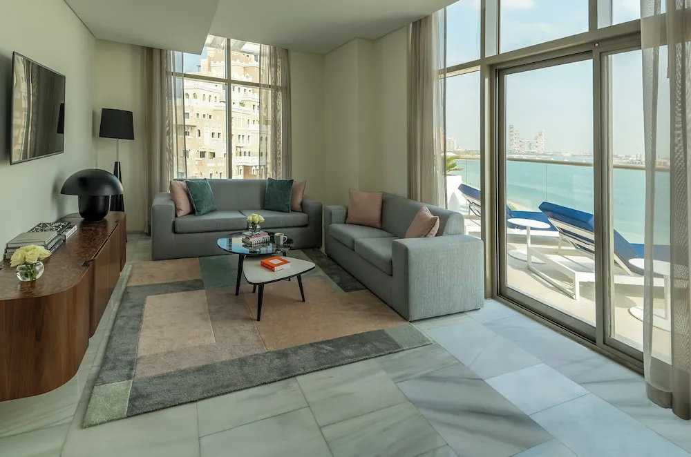 Süit, 1 Yatak Odası, Balkon, Deniz Manzaralı (Dining, Kitchen, Palm)