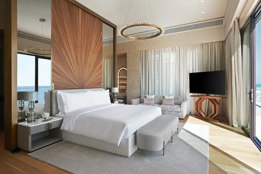 Çatı Katı Süiti (Penthouse), Okyanus Manzaralı