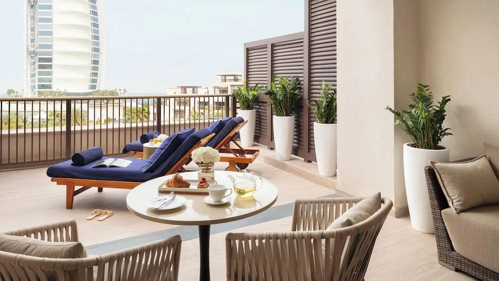 Club Oda (Ocean Terrace)