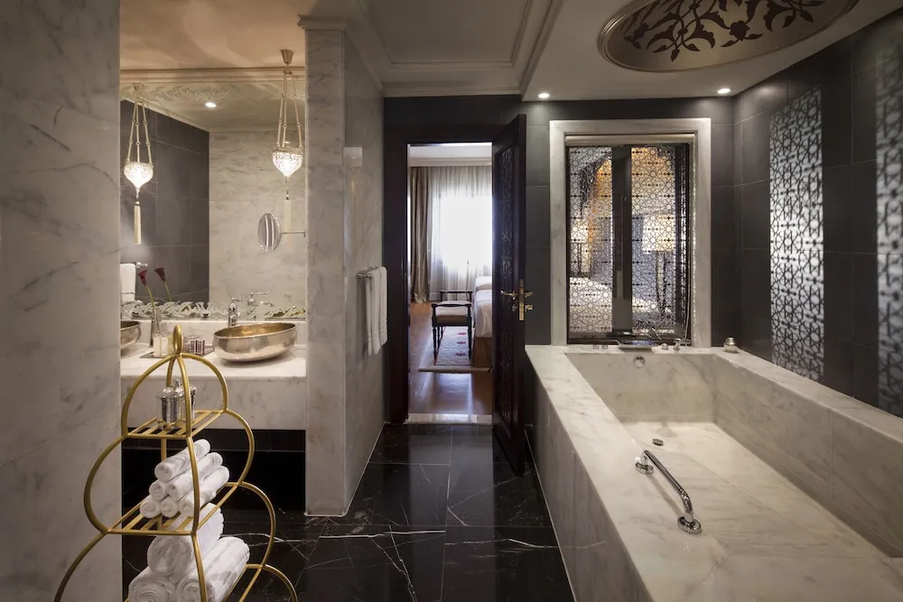 Two-Bedroom Suite with Club Lounge access & benefits, afternoon tea, access to luxury spa facilities