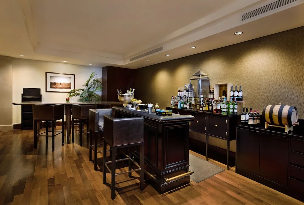Fairmont Serenity Room, with Balcony, Spa Access
