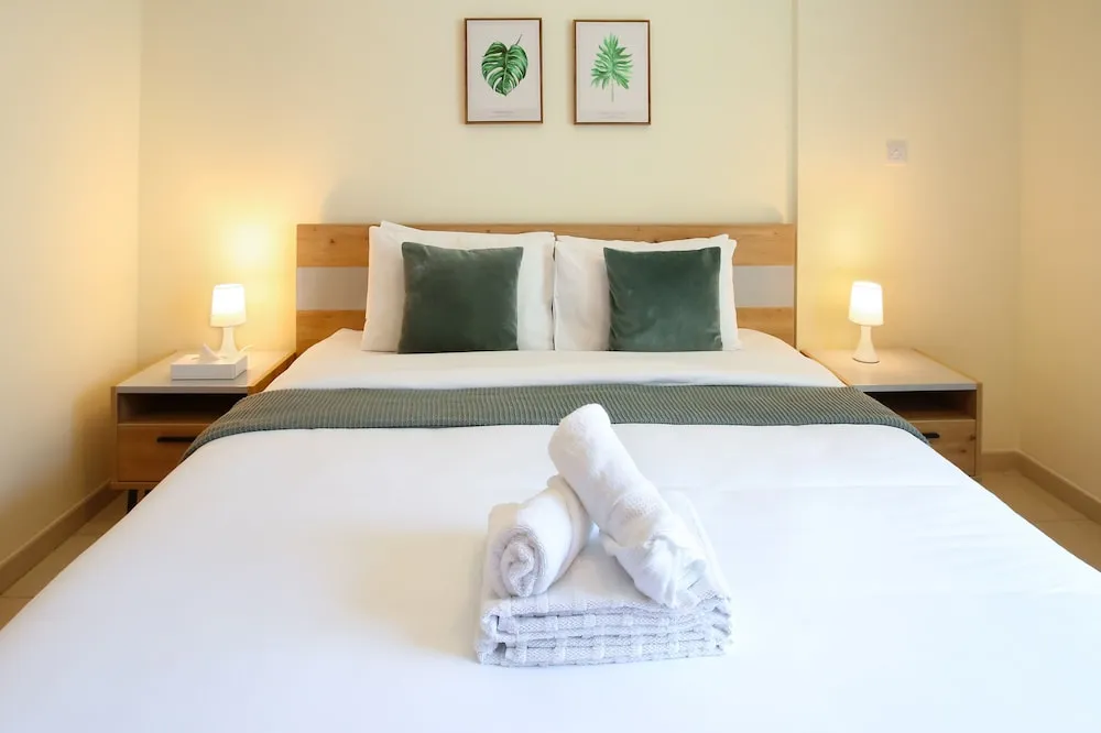 Luxury Apart Daire, 1 En Büyük (King) Boy Yatak ve Çekyat, Balkon, Havuz Manzaralı