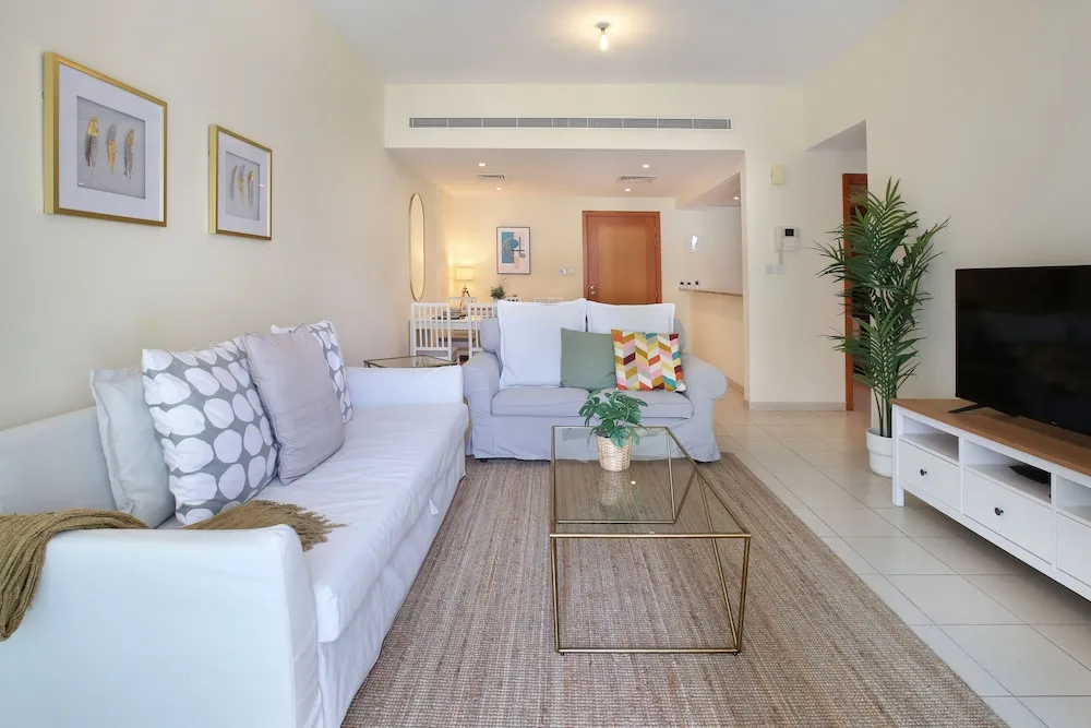 Luxury Apart Daire, 1 En Büyük (King) Boy Yatak ve Çekyat, Balkon, Havuz Manzaralı