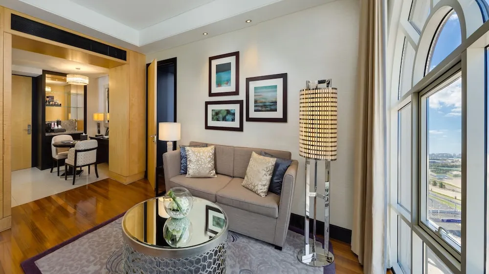 Grand Deluxe room