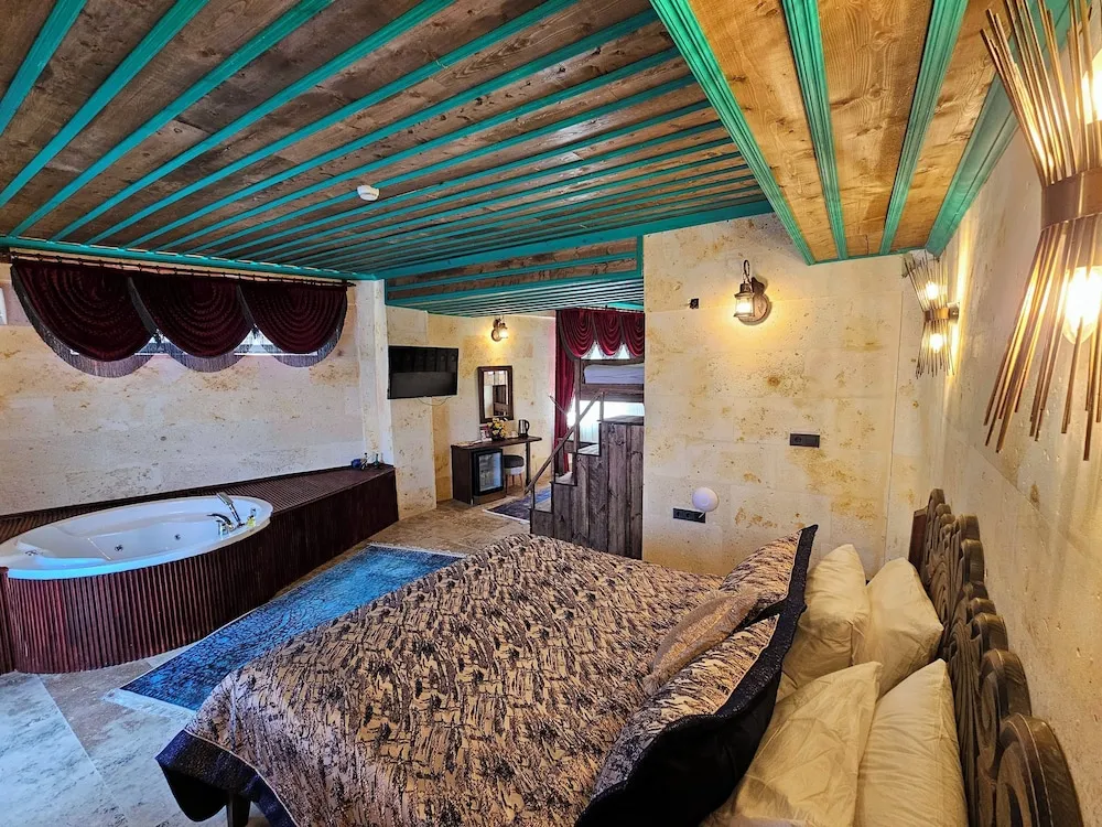 Family Oda, Veranda, Avlu Manzaralı