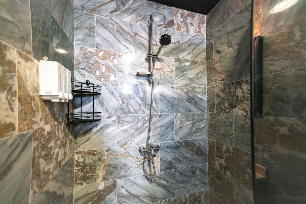 Superior Jacuzzi Room