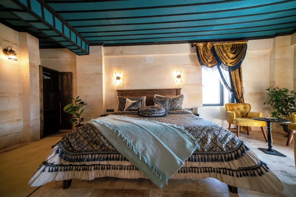 Superior Jacuzzi Room